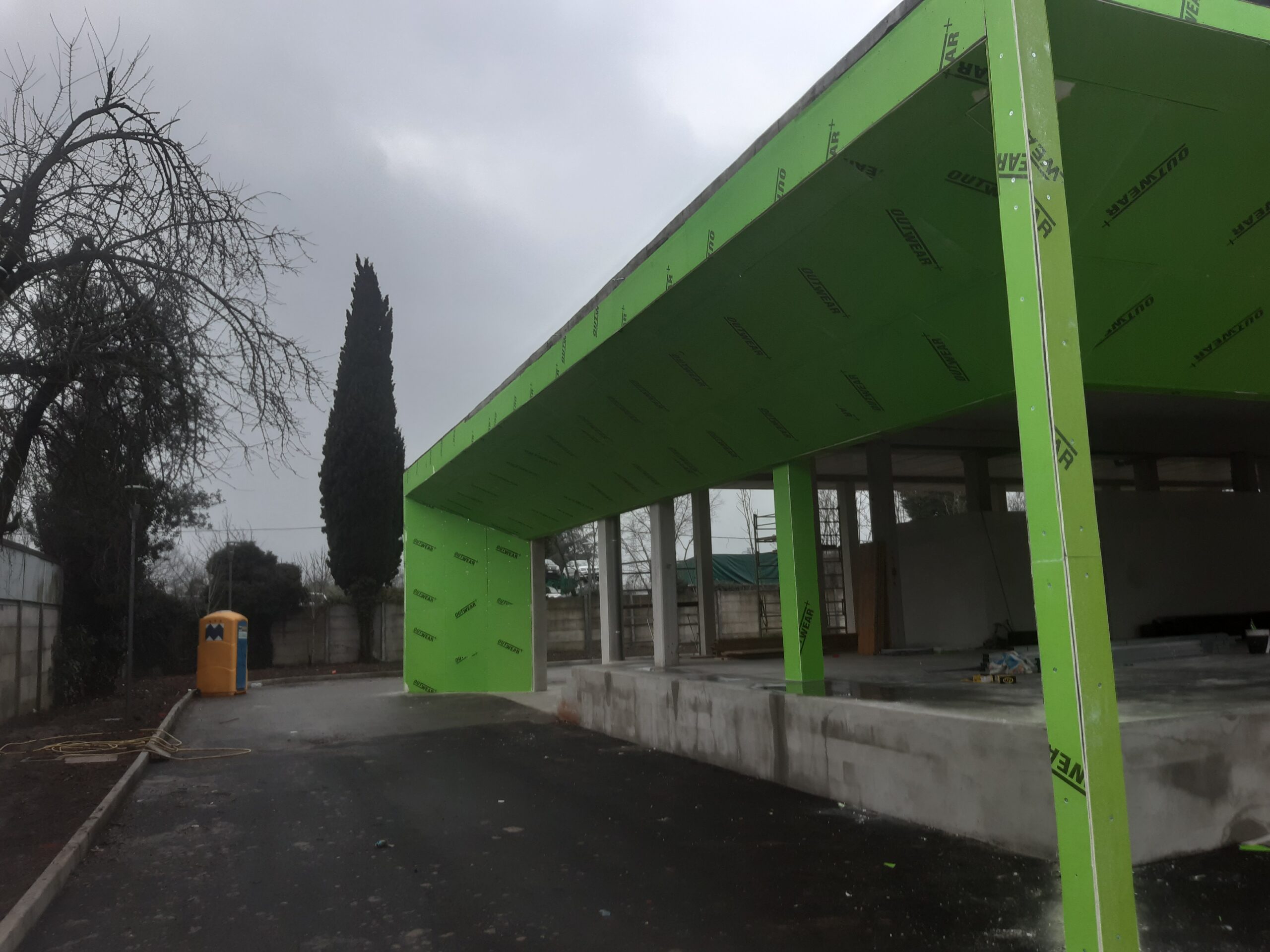 Pareti e rivestimento in gesso rivestito